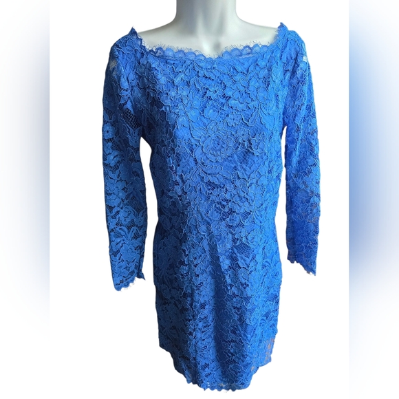 Madison Marcus Dresses & Skirts - NWT Madison Marcus Blue Lace Knee Length Dress Size S